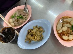 -榮泰米粉湯(Left Shop)