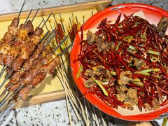 -破瓦寒窑烤羊排·鲜牛肉烧烤