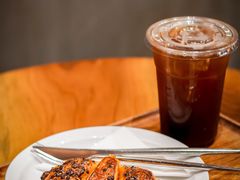 巧克力榛子可颂-DECAMERON十日谈(卓悦汇店)