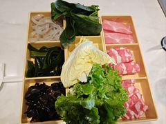 -呷哺呷哺 黄金牧场 (中发百旺店)