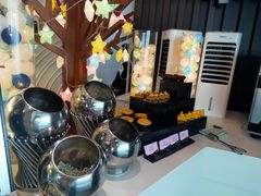 -亚洲国际大酒店·云顶阁旋转自助餐厅