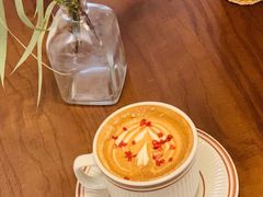 草莓奶油甜酒拿铁-dokidoki