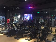 -VLines耀能运动24小时·月付制健身(京广桥店)
