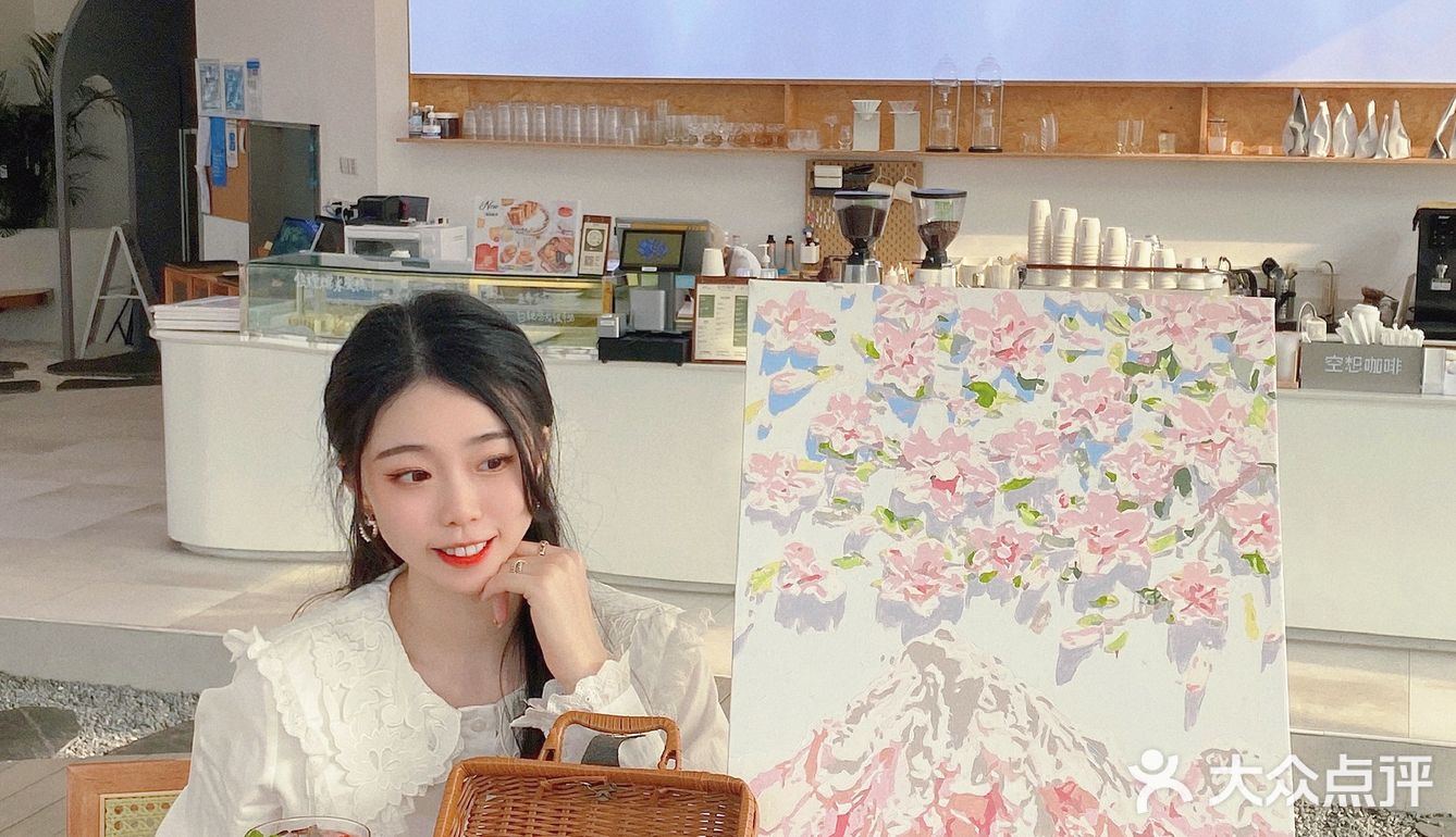 ️️ 居然把野餐搬进来咖啡屋里
