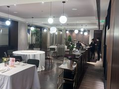 -伯衡55·吉品轩(乌鲁木齐南路店)