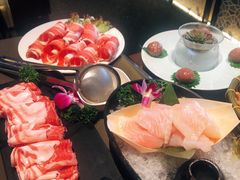 -捞王锅物料理(上海世茂广场店)