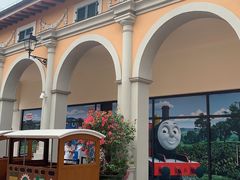 -佛罗伦萨小镇广佛名品奥特莱斯(疏港路店)