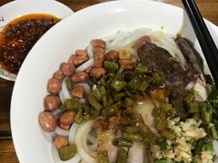 -牛八宝桂林米粉(八里庄店)