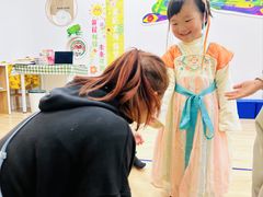 -猴有戏教育戏剧·音乐剧·主持口才·演讲朗诵辩论(环球港华师大校区)