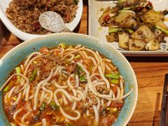 -滇香肴·云南菜蒸汽石锅鱼(云南北路店)