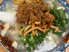 特色牛肉豆腐脑-晓友烧麦(光华村店)