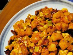 宫保鸡丁杏鲍菇-95号酱骨·一块豆腐(展春园西路店)