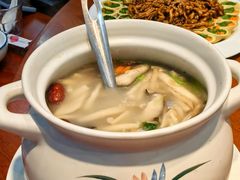 -老码头黑皮肘子锅包肉熏酱水饺(文政街店)