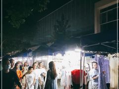-吴山路夜市