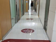 -雅悦齿科(顾村公园店)
