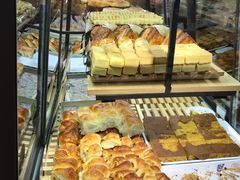 -昆明冠生园·蛋糕·面包(南强街店)