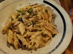 奶油芝士咸肉烩管面-PIZZA BIANCA(民园店)