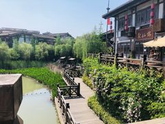 -茅山东方盐湖城景区