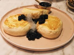 黑糖珍珠奶油热香饼-The Rug Cafe(王府中环店)