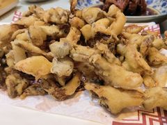 炸平菇-东北哈尔滨酱骨头馆房掌柜铁锅炖