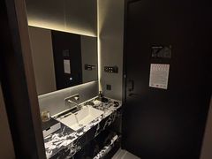 -万泊酒店(长沙五一广场国金中心店)