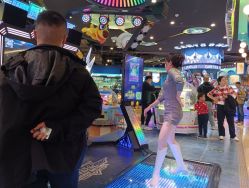 -卡通尼乐园(景枫中心店)