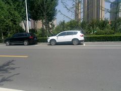 -雁鸣湖休闲公园-停车场
