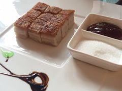 -景月阁空中食府(希尔顿酒店)
