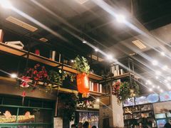 -钢管厂五区小郡肝串串香(蜀都万达店)