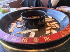 -三江两海老火锅(北京首店)