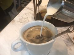 -La Mer Restaurant & Lounge