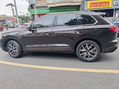 -倍耐力轮胎专卖店(碧云路店)