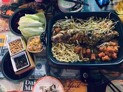 -川渝窈妹纸包鱼·齐齐哈尔烤肉