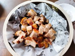 脆口烧肉-园林美食城·本土农家菜(杨和镇店)