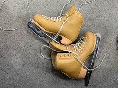 -冰纷万象滑冰场(二七万象城店)