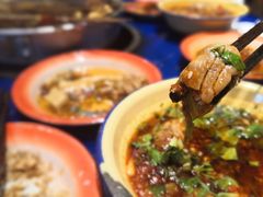 冒脑花-马路边边串串香(双井直营店)