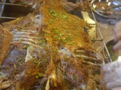 -去吃小龙虾·江湖菜·烧烤(南滨路店)