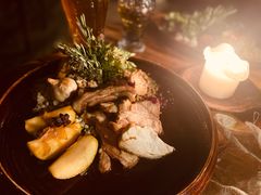 中世纪秘方烤乳猪-Rozengrals