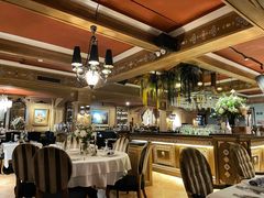 -火车头法国西餐厅