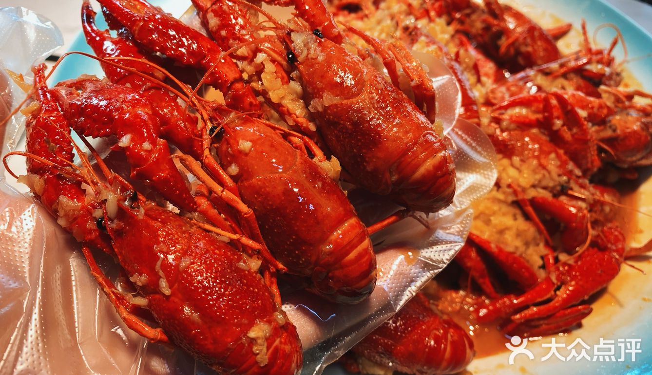 夏日夜宵C位｜这家小龙虾太能打了