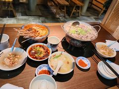 -肖四女乐山跷脚牛肉(南汇大学城生活广场店)