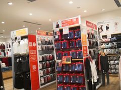 -优衣库(郑州丹尼斯大卫城店)