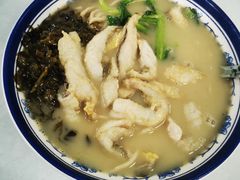 -明呈黄鱼面馆(斜土路店)