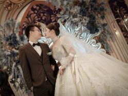 -伯瓷皇后婚纱艺术空间