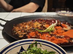 -旧街市鲜货老火锅(大光路店)