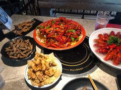 -沪小胖小龙虾(淮海中路旗舰店)