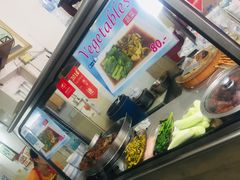 食品柜-鸡饭店