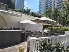 -Mark&Mars Restaurant