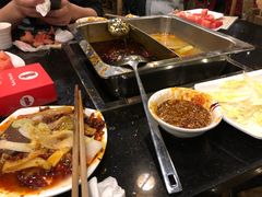 -百年川椒重庆老火锅(光谷店)