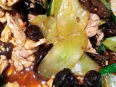 莴笋炒肉-川湘记